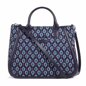 Vera Bradley Trapeze Marrakesh Motifs Tote
Double Handles & Removable Straps💙